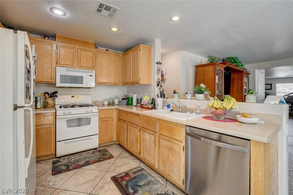 5901 Running Wind, Las Vegas, NV 89131