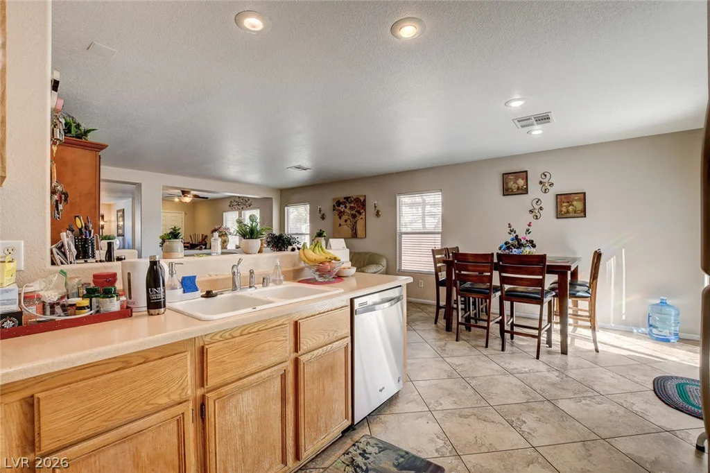 5901 Running Wind, Las Vegas, NV 89131