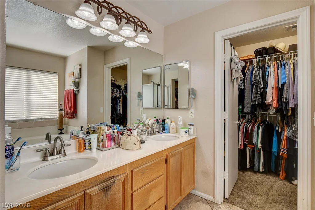 5901 Running Wind, Las Vegas, NV 89131