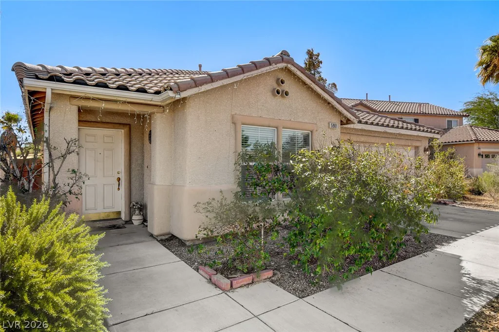 5901 Running Wind, Las Vegas, NV 89131