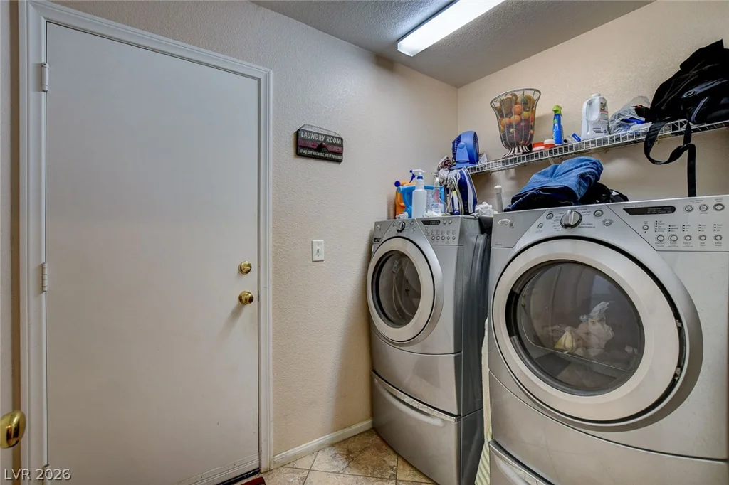 5901 Running Wind, Las Vegas, NV 89131
