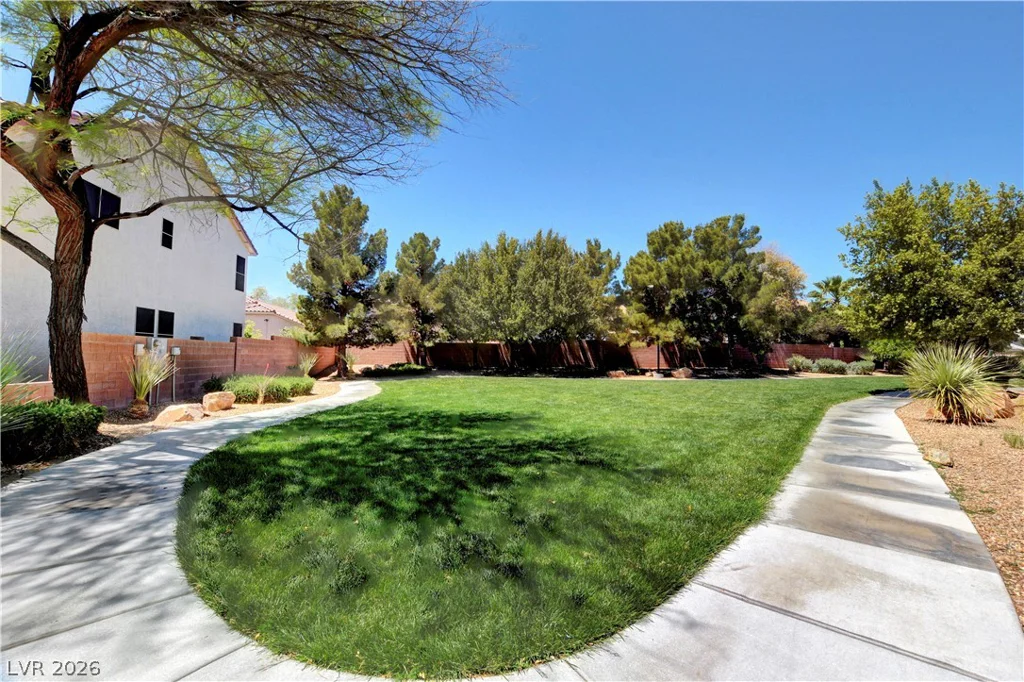 5901 Running Wind, Las Vegas, NV 89131