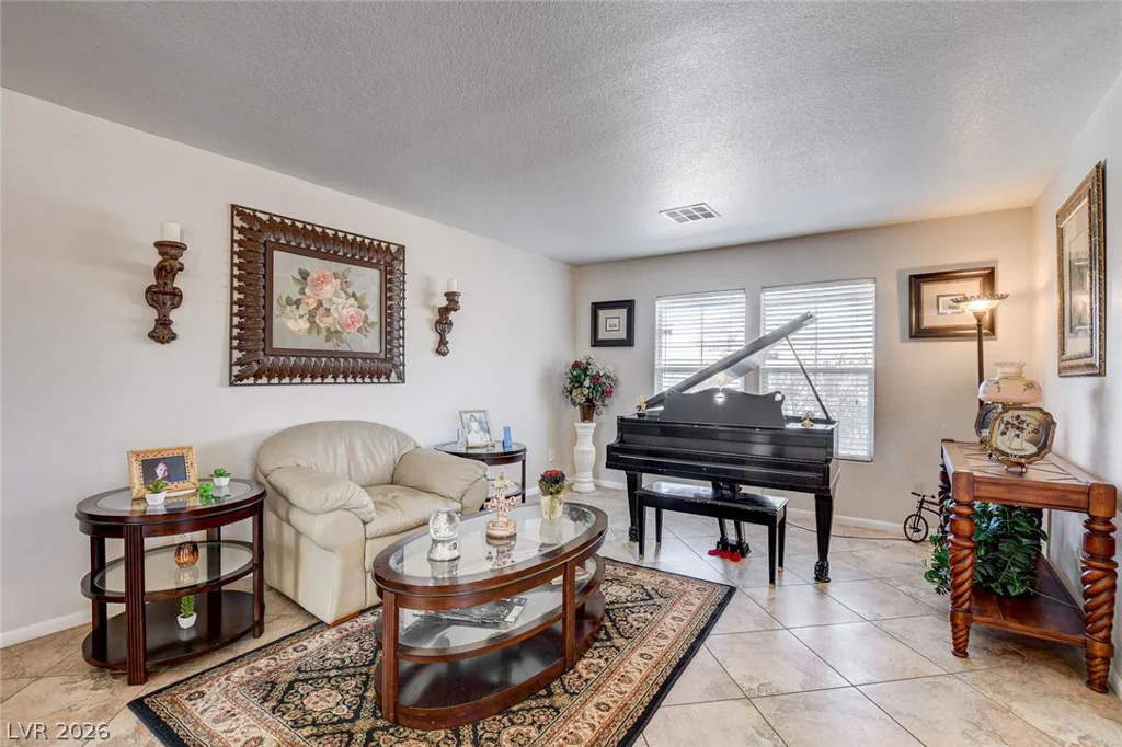 5901 Running Wind, Las Vegas, NV 89131