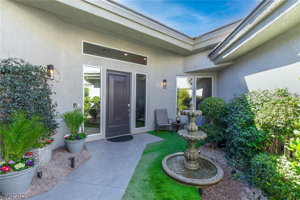 9601 Canyon Mesa, Las Vegas, NV 89144