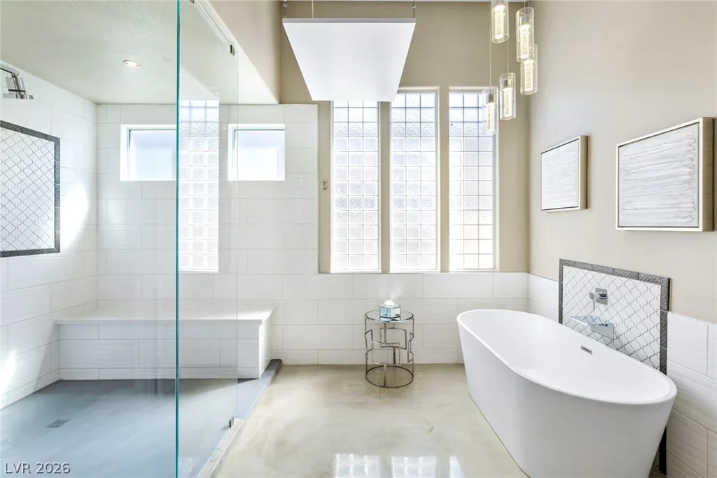 9601 Canyon Mesa, Las Vegas, NV 89144