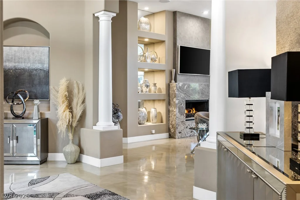 9601 Canyon Mesa, Las Vegas, NV 89144