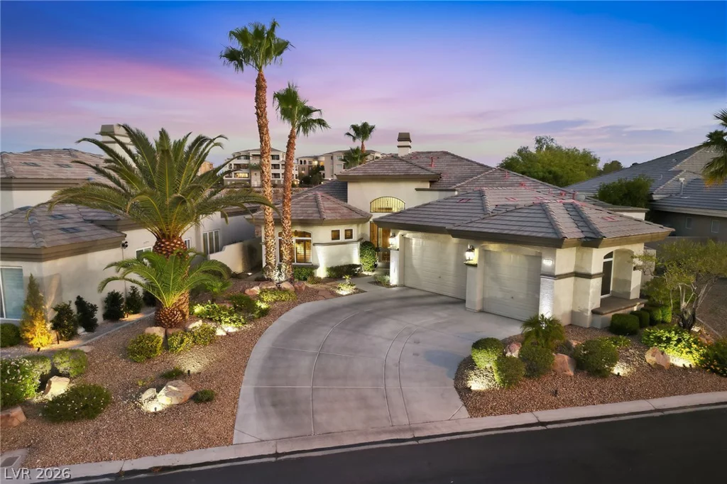 9253 Canyon Mesa, Las Vegas, NV 89144