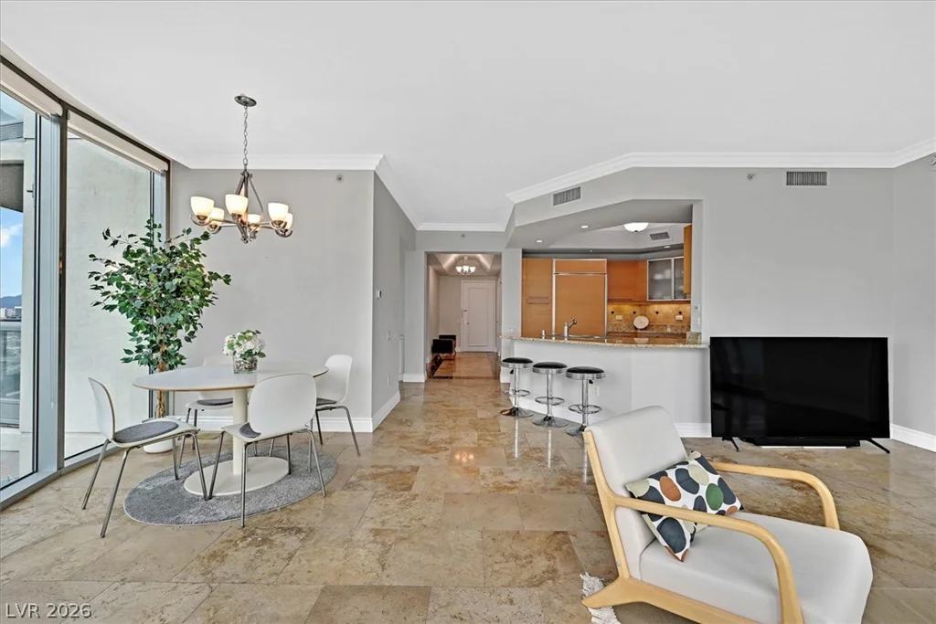 322 Karen, Las Vegas, NV 89109