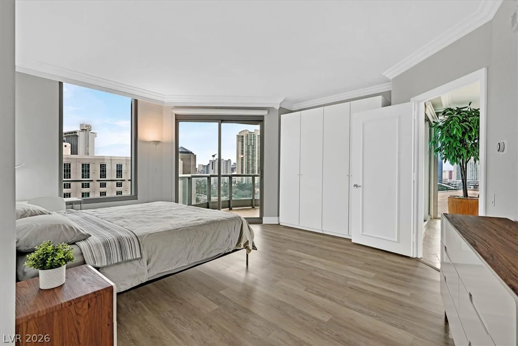 322 Karen, Las Vegas, NV 89109