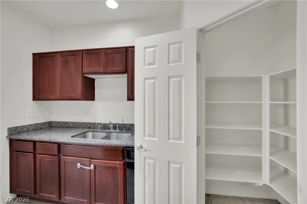 8456 Bellery, Las Vegas, NV 89143