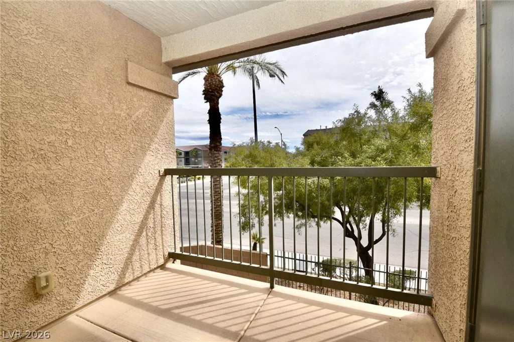 8000 Badura, Las Vegas, NV 89113