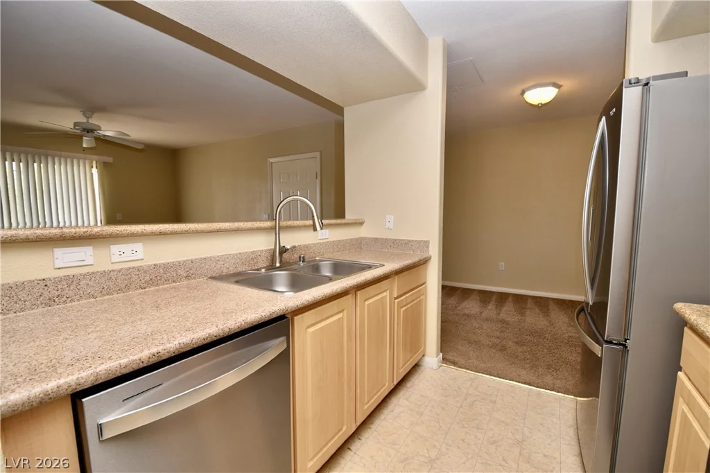 8000 Badura, Las Vegas, NV 89113