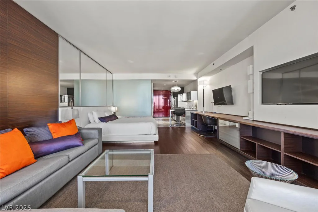 4381 Flamingo, Las Vegas, NV 89103