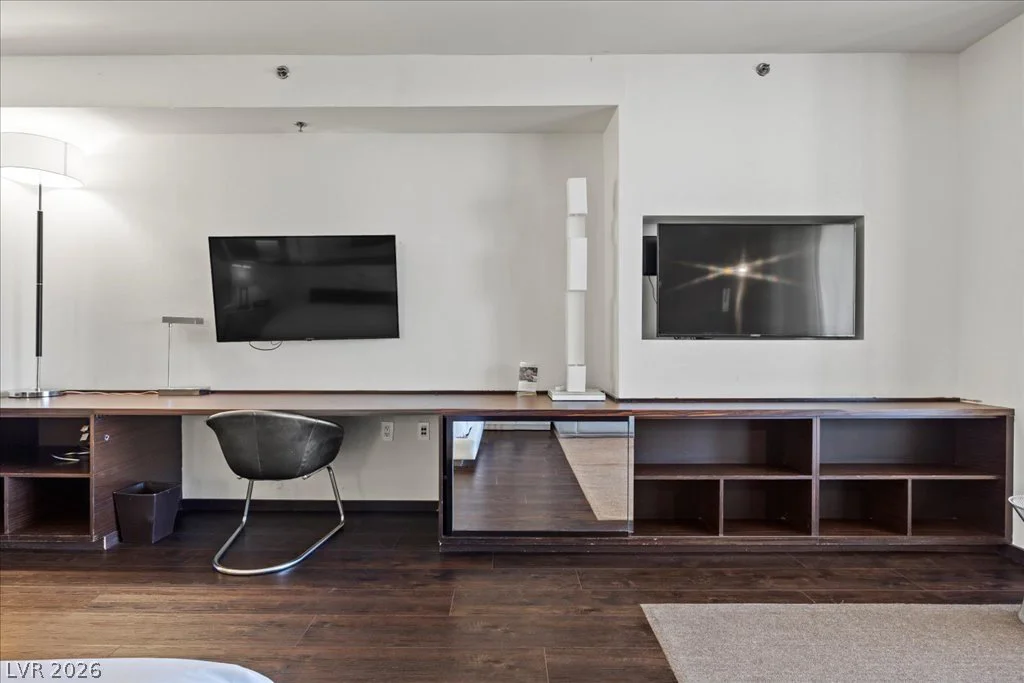 4381 Flamingo, Las Vegas, NV 89103