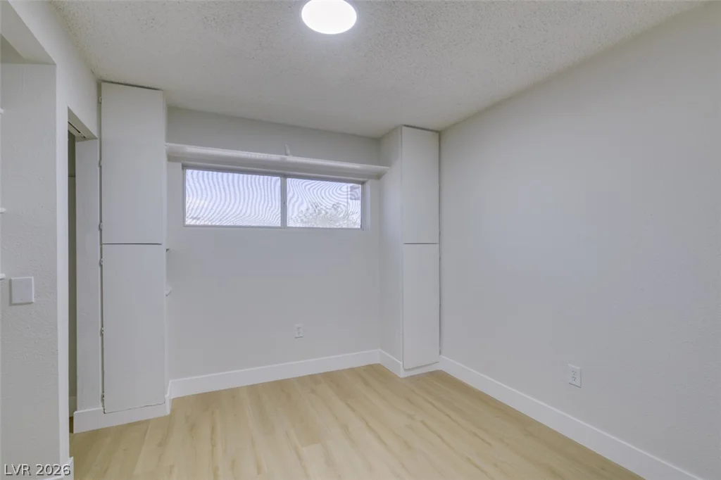 2062 Harvard, North Las Vegas, NV 89030