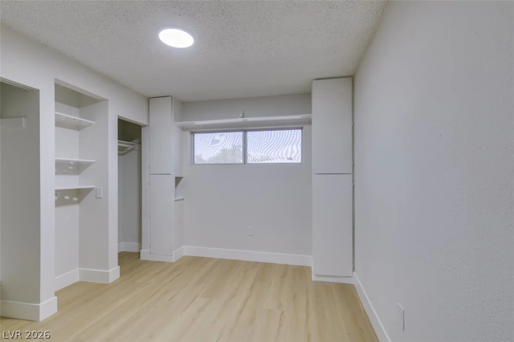 2062 Harvard, North Las Vegas, NV 89030