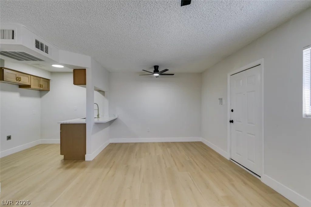 2062 Harvard, North Las Vegas, NV 89030