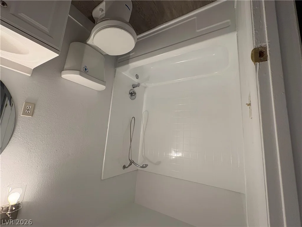 1407 Dorothy, Las Vegas, NV 89119