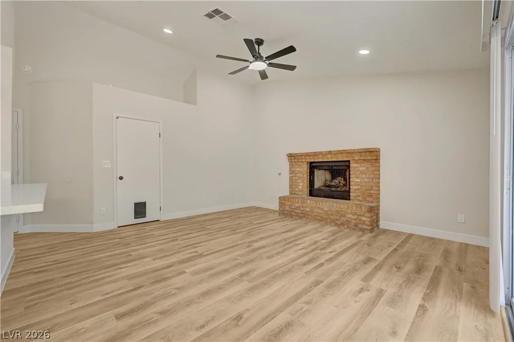 4618 Black Stallion, North Las Vegas, NV 89031