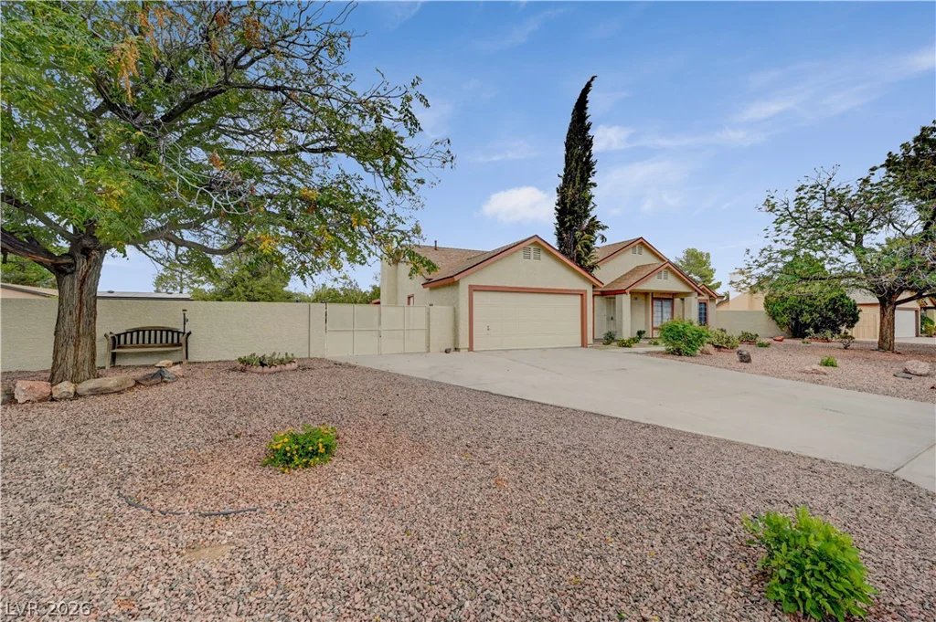 4618 Black Stallion, North Las Vegas, NV 89031