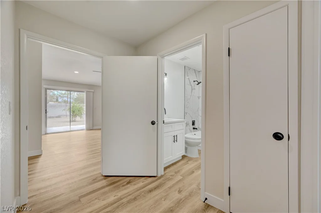 4618 Black Stallion, North Las Vegas, NV 89031
