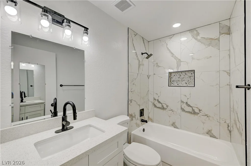 4618 Black Stallion, North Las Vegas, NV 89031