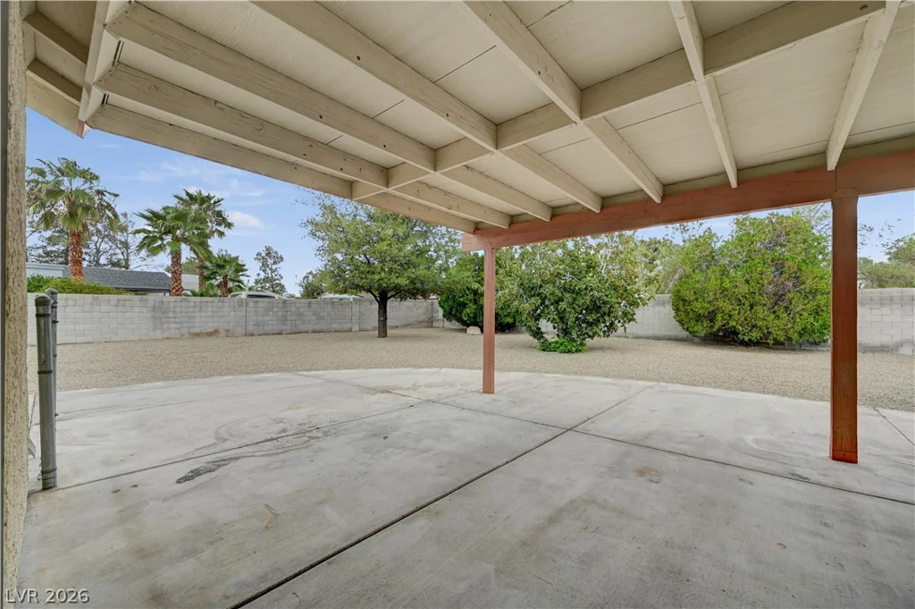 4618 Black Stallion, North Las Vegas, NV 89031