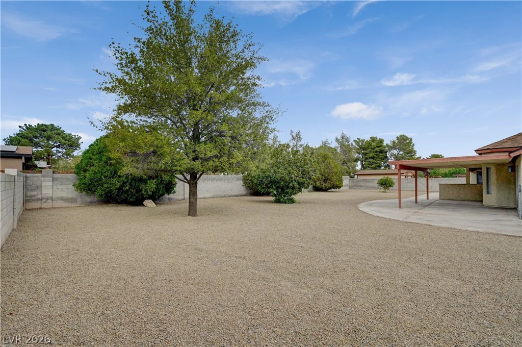 4618 Black Stallion, North Las Vegas, NV 89031