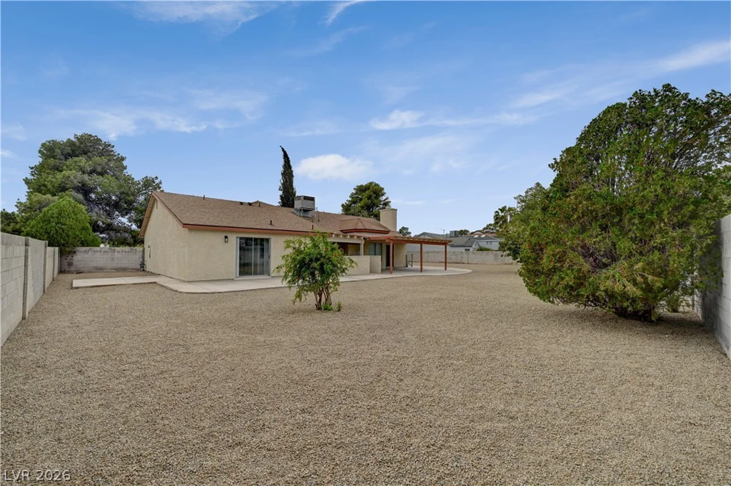 4618 Black Stallion, North Las Vegas, NV 89031