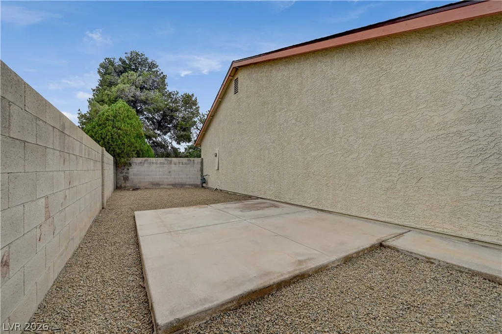 4618 Black Stallion, North Las Vegas, NV 89031
