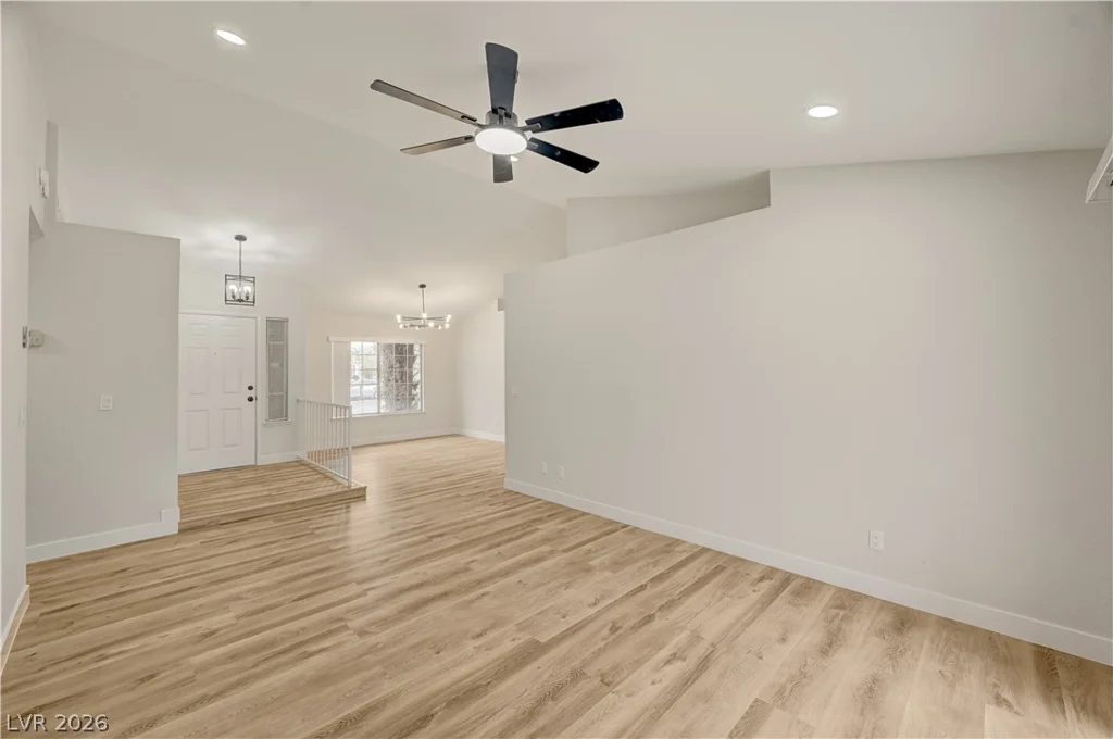 4618 Black Stallion, North Las Vegas, NV 89031