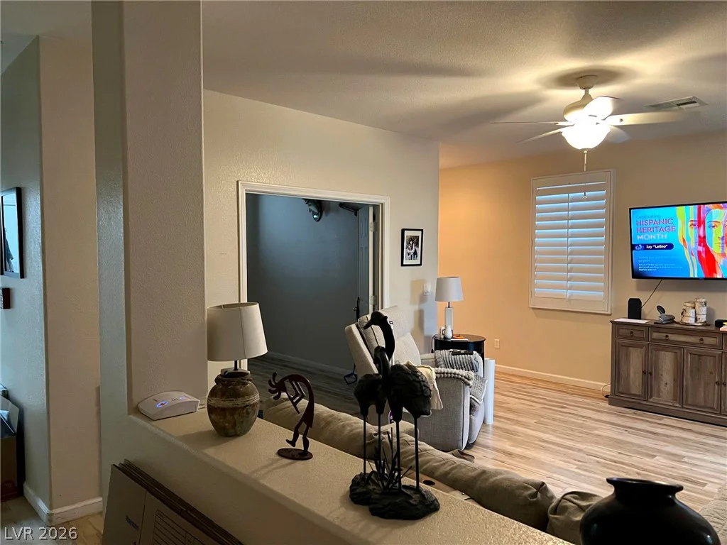 4912 Shady Rim, Las Vegas, NV 89131