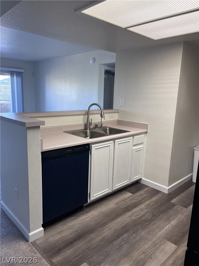 8070 Russell, Las Vegas, NV 89113