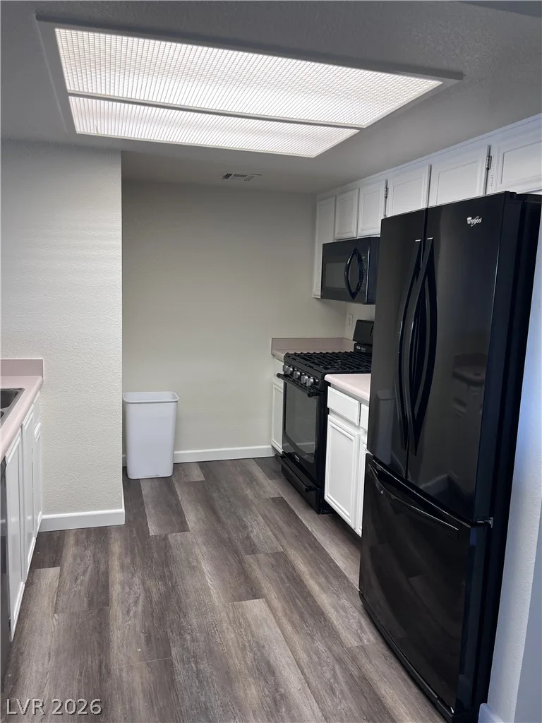 8070 Russell, Las Vegas, NV 89113