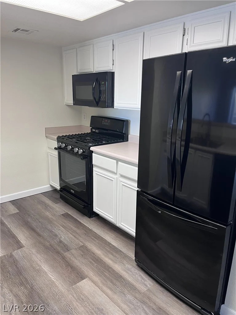 8070 Russell, Las Vegas, NV 89113