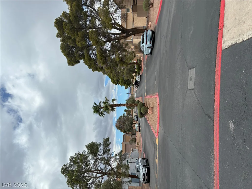 5135 Gray, Las Vegas, NV 89119
