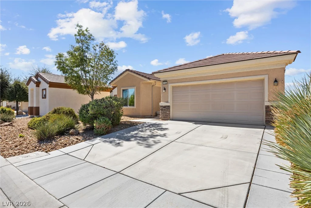 7725 Island Rail, North Las Vegas, NV 89084