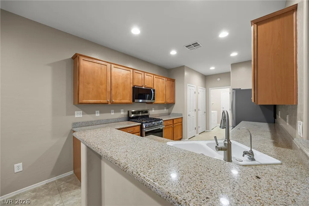 7725 Island Rail, North Las Vegas, NV 89084