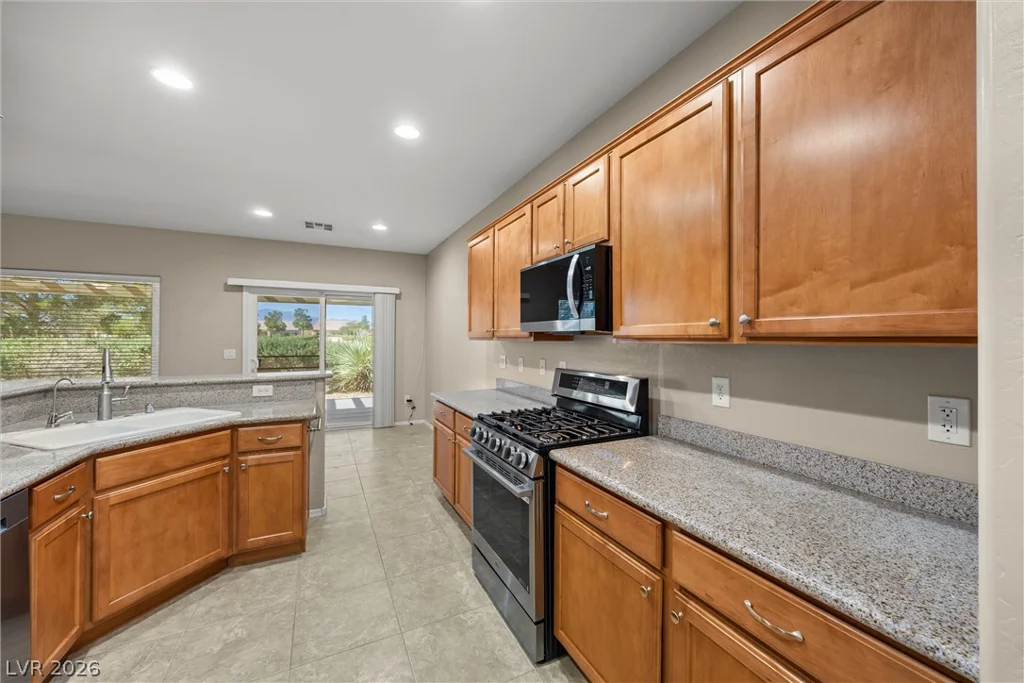 7725 Island Rail, North Las Vegas, NV 89084
