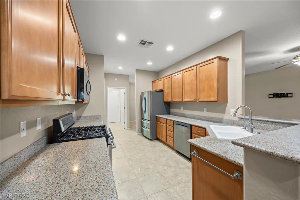 7725 Island Rail, North Las Vegas, NV 89084