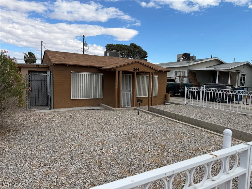 394 15th, Las Vegas, NV 89101