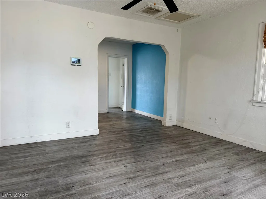 394 15th, Las Vegas, NV 89101