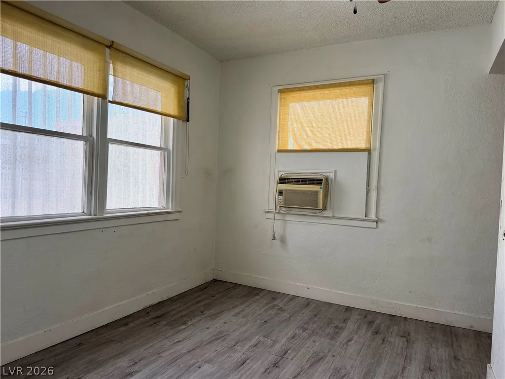 394 15th, Las Vegas, NV 89101
