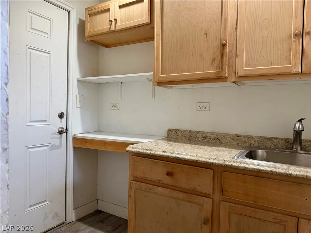 394 15th, Las Vegas, NV 89101