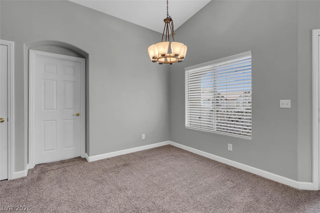 6097 Slow Bob, Henderson, NV 89011