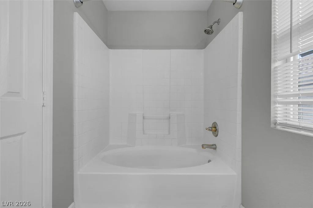 6097 Slow Bob, Henderson, NV 89011