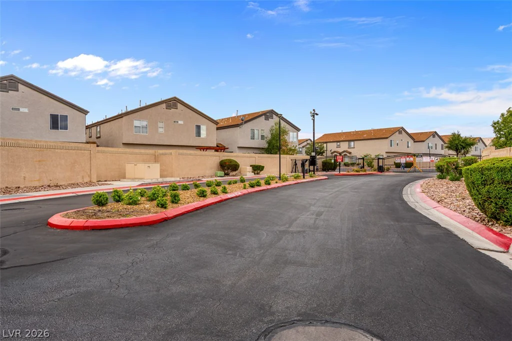 6097 Slow Bob, Henderson, NV 89011