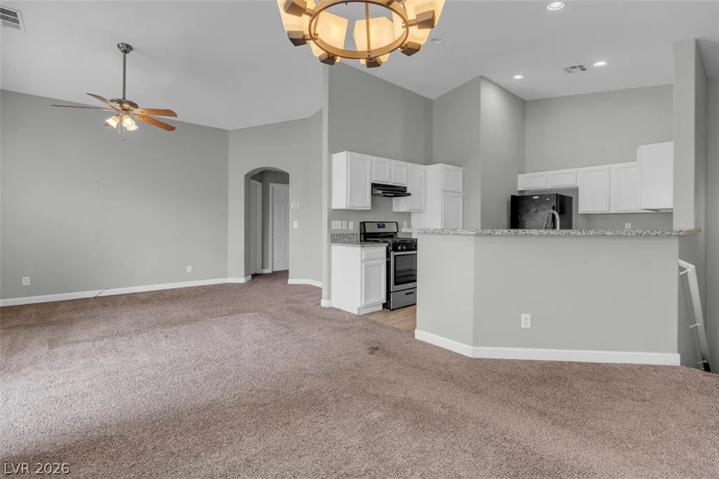 6097 Slow Bob, Henderson, NV 89011
