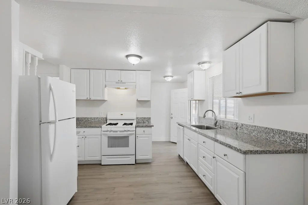 3300 Death Valley, Las Vegas, NV 89122