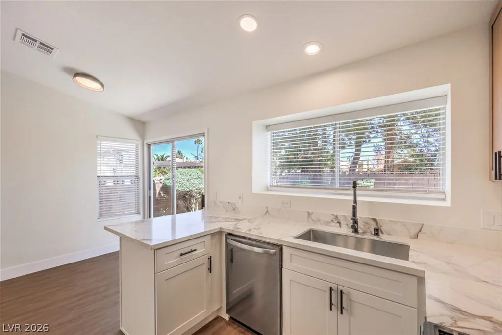 2708 Camphor Tree, Las Vegas, NV 89108